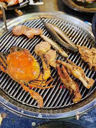 BUFFET HẢI SẢN NGON RẺ CHO NGÀY CHỜ LƯƠNG - ảnh 6 buffet hai san ngon re cho ngay cho luong - anh 6