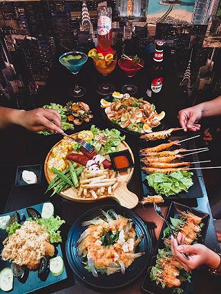 Rủ anh NY đi chill tại Quán Pub chất hết nấc với đủ loại Beer lạ và mồi thì bén đứt tay - ảnh 5 ru anh ny di chill tai quan pub chat het nac voi du loai beer la va moi thi ben dut tay - anh 5