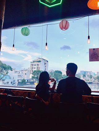 Rủ anh NY đi chill tại Quán Pub chất hết nấc với đủ loại Beer lạ và mồi thì bén đứt tay - ảnh 4 ru anh ny di chill tai quan pub chat het nac voi du loai beer la va moi thi ben dut tay - anh 4