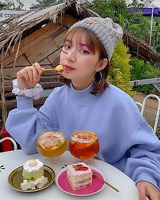 Tiệm bánh ngon view sống ảo lấp lánh ở Đà Lạt - ảnh 5 tieôm bánh ngon view sống ảo lấp lánh ở dà laot - anh 5