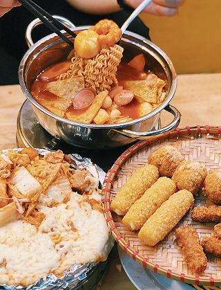 Khám phá các món Phô Mai xịn chuẩn giá Việt tại Nhà Phô Mai. - ảnh 6 kham pha cac mon pho mai xin chuan gia viet tai nha pho mai. - anh 6