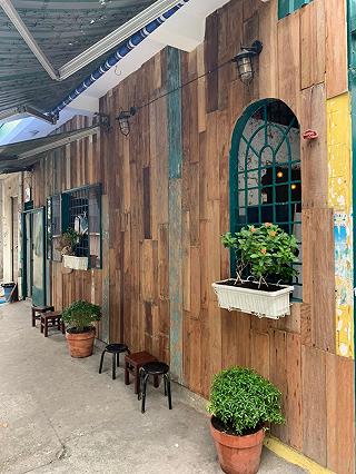 Hoá Cô Ba Sài Gòn với quán cafe Vintage - ảnh 6 hoa co ba sai gon voi quan cafe vintage - anh 6