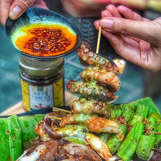 Cay phê tới miếng cuối cùng BẠCH TUỘC NƯỚNG SATẾ ngon thần sầu - ảnh 2 cay phe toi mieng cuoi cung bach tuoc nuong sate ngon than sau - anh 2