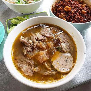 Bún Bò Cô Cúc chợ Nguyễn Văn Trỗi - ảnh 2 bun bo co cuc cho nguyen van troi - anh 2