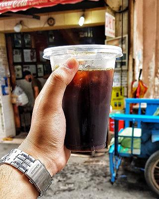 NÉT SÀI GÒN XƯA CÒN SÓT LẠI TRONG LY CÀ PHÊ NÀY. - ảnh 2 net sai gon xua con sot lai trong ly ca phe nay. - anh 2