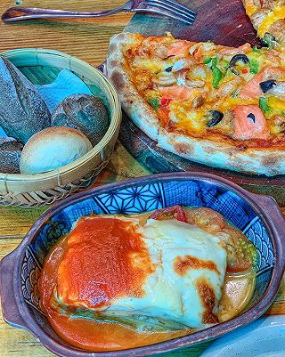 MÚA MÌ THÌ XEM QUEN ÒY, NAY VỪA ĂN VỪA XEM MÚA PIZZA NHA QUÝ DỊ 😌 - ảnh 5 mua mi thi xem quen oy, nay vua an vua xem mua pizza nha quy di 😌 - anh 5