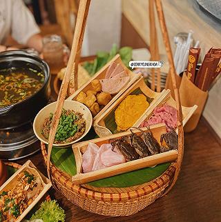LẨU GÁNH CUA ĐỒNG VỪA LẠ VỪA NGON VỚI NƯỚC DÙNG CHUẨN VỊ QUÊ NHÀ💥 - ảnh 3 lẩu gánh cua dong vừa lao vừa ngon với nước dùng chuẩn vio quê nhà💥 - anh 3
