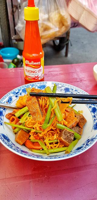 PHÁ LẤU NÚP HẺM HƠN 30 NĂM TẠI SÀI GÒN - ảnh 5 pha lau nup hem hon 30 nam tai sai gon - anh 5