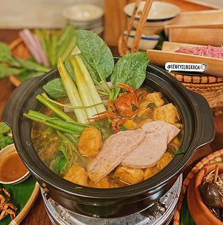 LẨU GÁNH CUA ĐỒNG VỪA LẠ VỪA NGON VỚI NƯỚC DÙNG CHUẨN VỊ QUÊ NHÀ💥 - ảnh 6 lẩu gánh cua dong vừa lao vừa ngon với nước dùng chuẩn vio quê nhà💥 - anh 6