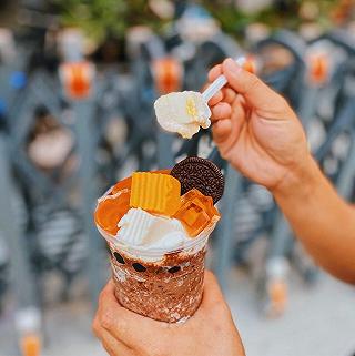 FAN MI LÔ DẦM LÀM SAO BỎ QUA LY SIZE KHỔNG LỒ TRÀN NGẬP TOPPING MÀ GIÁ HẠT DẺ CHỈ TỪ 13K 🤤 - ảnh 3 fan mi lô dầm làm sao bỏ qua ly size khổng lồ tràn ngaôp topping mà giá haot dẻ chỉ từ 13k 🤤 - anh 3