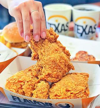 Say Hello phiên bản mới của Texas Chicken Phan Văn Trị - Tặng voucher Combo Gà Giòn - ảnh 1 say hello phien ban moi cua texas chicken phan van tri - tang voucher combo ga gion - anh 1