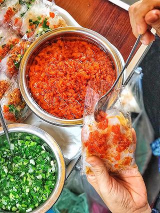 Hàng BÁNH TRÁNG TÔM ngon - rẻ chấn động, đơn giản mà dân tình ai cũng mê - ảnh 5 hang banh trang tom ngon - re chan dong, don gian ma dan tinh ai cung me - anh 5
