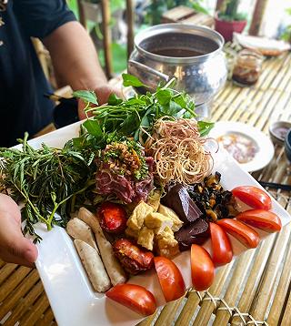 Xì xụp bên nồi lẩu riêu cua đồng ngon mê ly!!! - ảnh 4 xi xup ben noi lau rieu cua dong ngon me ly!!! - anh 4