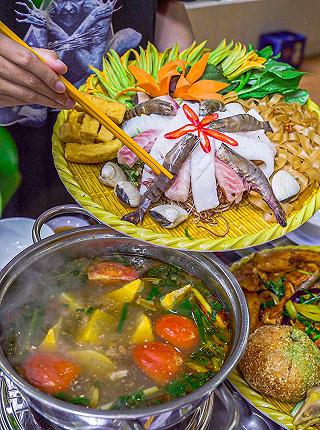 QUÁN ĂN GIA ĐÌNH XỊN XÒ BAO HẾT MỌI THỂ LOẠI TỔ CHỨC TIỆC TÙNG - ảnh 3 quan an gia dinh xin xo bao het moi the loai to chuc tiec tung - anh 3