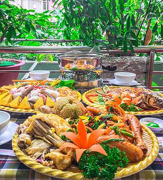 QUÁN ĂN GIA ĐÌNH XỊN XÒ BAO HẾT MỌI THỂ LOẠI TỔ CHỨC TIỆC TÙNG - ảnh 1 quan an gia dinh xin xo bao het moi the loai to chuc tiec tung - anh 1