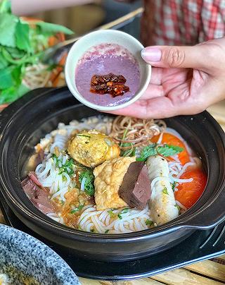 Thèm bún real nên đi ăn BÚN RIÊU CUA ĐỒNG ngon đỉnk kout tại Quận 7‼️ - ảnh 2 them bun real nen di an bun rieu cua dong ngon dink kout tai quan 7‼️ - anh 2