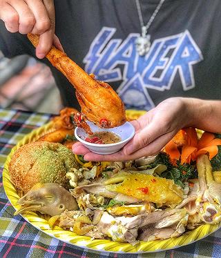 Xử đẹp nguyên nồi "Lẩu Riêu Cua Hải Sản" - giá hạt dẻ mà chất lượng khỏi chê - ảnh 5 xu dep nguyen noi "lau rieu cua hai san" - gia hat de ma chat luong khoi che - anh 5