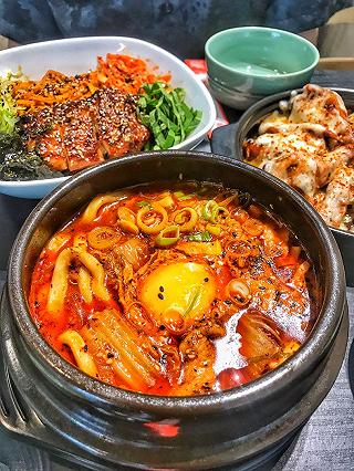 Gác lại sự nghiệp giảm cân vì trót mê đắm món Hàn chánh hiệu - giá cực iuuuu 😘😘😘 - ảnh 3 gac lai su nghiep giam can vi trot me dam mon han chanh hieu - gia cuc iuuuu 😘😘😘 - anh 3