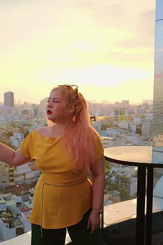 BiG CITY GIRL NGẮM HOÀNG HÔN HAY KẺ CƯỚP MẶT TRĂNG SIÊU HOÀNH TRÁNG - ảnh 3 big city girl ngam hoang hon hay ke cuop mat trang sieu hoanh trang - anh 3