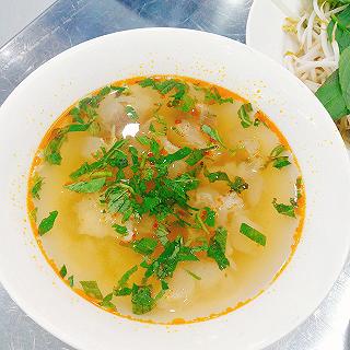 Bún bò Thủy sụn bò, đuôi bò - ảnh 1 bun bo thuy sun bo, duoi bo - anh 1