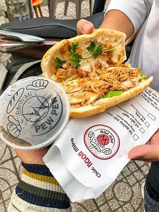 BÁNH MÌ PEW PEW - ảnh 1 banh mi pew pew - anh 1
