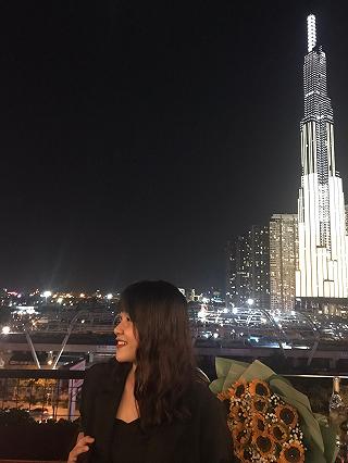 Quán chill ở sân thượng - phóng tầm nhìn Landmark 81 - ảnh 3 quan chill o san thuong - phong tam nhin landmark 81 - anh 3