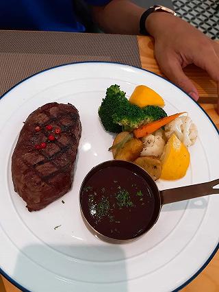 Quán Steak có tôm hùm bự bự nà - ảnh 3 quan steak co tom hum bu bu na - anh 3