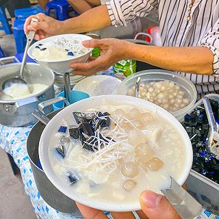 Hơn 20 năm làm nghề cô Thuyết tào phớ đồng hành cùng bao thể hệ học sinh tới khi trưởng thành - ảnh 3 hon 20 nam lam nghe co thuyet tao pho dong hanh cung bao the he hoc sinh toi khi truong thanh - anh 3