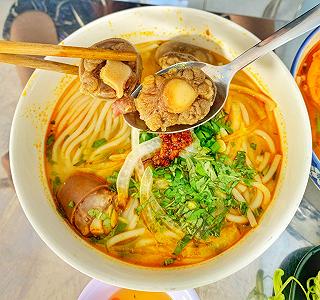 “ BÚN BÒ HUẾ ĐUÔI BÒ “ THƠM NỒNG SIÊU HẤP DẪN - ảnh 3 “ bun bo hue duoi bo “ thom nong sieu hap dan - anh 3