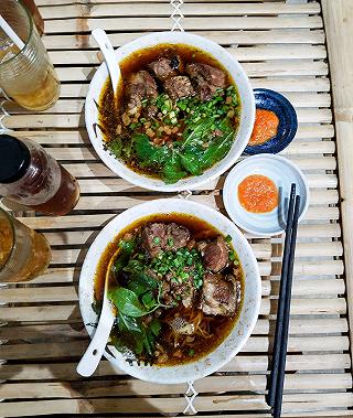 Mãn Ký Trà Lầu - ảnh 1 man ky tra lau - anh 1