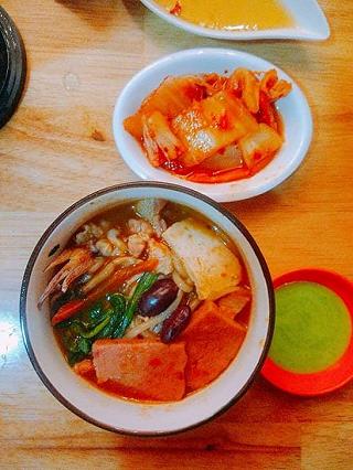 Mỳ cay ngon khó cưỡng tại Ramyoen Sarang - ảnh 1 my cay ngon kho cuong tai ramyoen sarang - anh 1