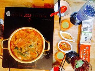 Mỳ cay ngon khó cưỡng tại Ramyoen Sarang - ảnh 2 my cay ngon kho cuong tai ramyoen sarang - anh 2
