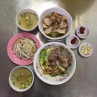 MÌ TÀU GIÁ HẠT DẺ ĐƯỜNG CHU VĂN AN - ảnh 1 mi tau gia hat de duong chu van an - anh 1