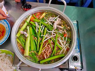 lẩu ếch cô tư thủ đức. - ảnh 1 lau ech co tu thu duc. - anh 1