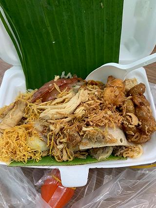 Xôi gà “chờ” toạ lạc Hai Bà Trưng - ảnh 1 xoi ga “cho” toa lac hai ba trung - anh 1