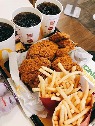 McDonald’s Saigon Center - ảnh 2 mcdonald’s saigon center - anh 2