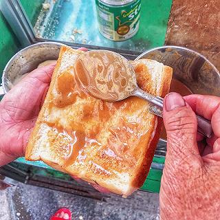 Đến giờ vẫn còn thèm “Bánh mì bơ đường” huyền thoại của biết bao thế hệ - ảnh 4 den gio van con them “banh mi bo duong” huyen thoai cua biet bao the he - anh 4