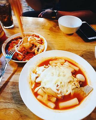 NHÀ PHÔ MAI có ngon như lời đồn ⁉️⁉️ - ảnh 2 nha pho mai co ngon nhu loi don ⁉️⁉️ - anh 2