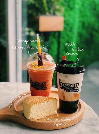 BÁNH PHÔ MAI NHẬT 1 MIẾNG LÀ NGON 2 MIẾNG LÀ GHIỀN - ảnh 1 banh pho mai nhat 1 mieng la ngon 2 mieng la ghien - anh 1