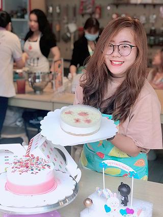 TRẢI NGHIỆM TỰ TAY LÀM BÁNH TẶNG “ANH NGƯỜI EO” ♥️ - ảnh 1 trai nghiem tu tay lam banh tang “anh nguoi eo” ♥️ - anh 1