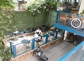Sau khi đi gần 30 quán, tui đã tìm ra góc cafe XANH, GIÁ ỔN - Phù hợp làm việc - ảnh 1 sau khi di gàn 30 quán, tui dã tìm ra góc cafe xanh, giá ỏn - phù hoop làm vieoc - anh 1