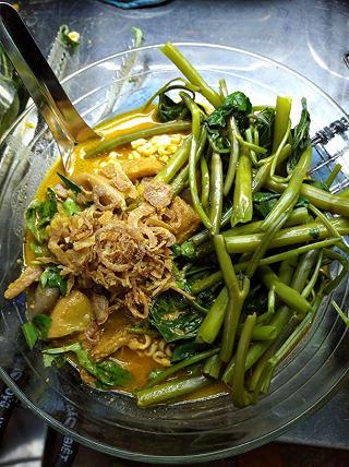 Phá Lấu Bò Cô Lan - ảnh 1 pha lau bo co lan - anh 1