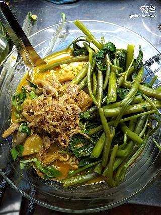 Phá lấu bò Cô LAN - N.Thái Sơn pha lau bo co lan - n.thai son