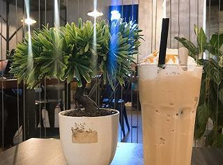 Monday Coffee - ảnh 3 monday coffee - anh 3