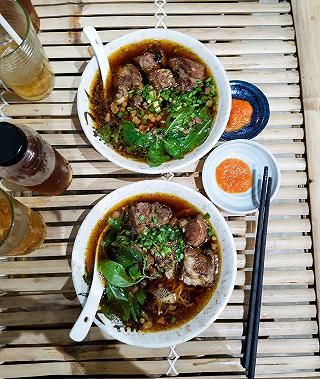 MÃN KÝ TRÀ LẦU - ảnh 1 man ky tra lau - anh 1