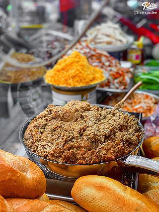 BÁNH MÌ PATE THỊT HOÀNG OANH (CÂY NHÃN) banh mi pate thit hoang oanh (cay nhan)