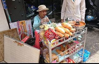 BÁNH MÌ CHẢO ĐẦY ẮP ,NGON XỈU LÊN XỈU XUỐNG - ảnh 2 banh mi chao day ap ,ngon xiu len xiu xuong - anh 2