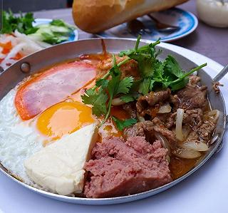 BÁNH MÌ CHẢO ĐẦY ẮP ,NGON XỈU LÊN XỈU XUỐNG - ảnh 3 banh mi chao day ap ,ngon xiu len xiu xuong - anh 3
