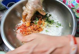 bánh tráng trộn - ảnh 3 banh trang tron - anh 3