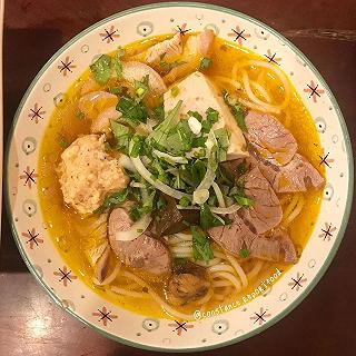 Bún Bò Nam Giao khu phố tây - ảnh 3 bun bo nam giao khu pho tay - anh 3